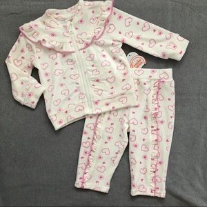 Wonder Nation 2 piece velour set. Size 3-6 months